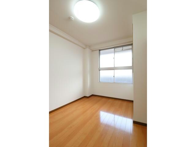 清友ビルA棟の物件内観写真