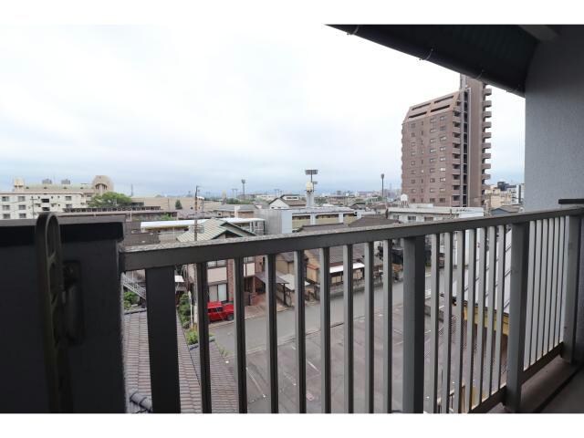 清友ビルA棟の物件内観写真