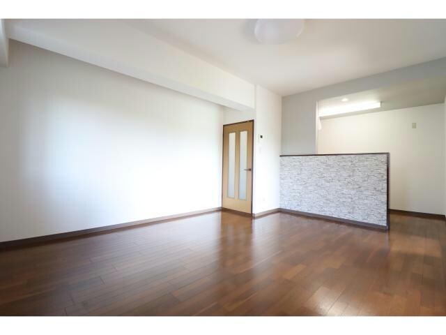 ガーデンハイツ松岡の物件内観写真