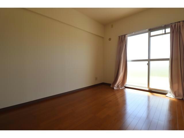 ガーデンハイツ松岡の物件内観写真