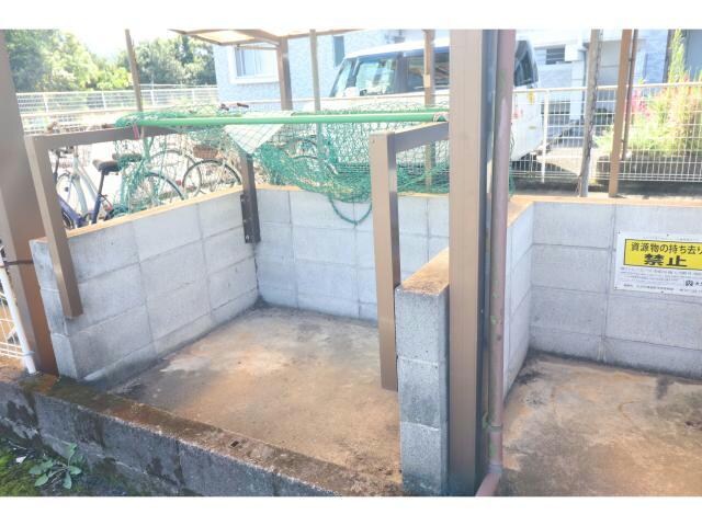 ガーデンハイツ松岡の物件外観写真