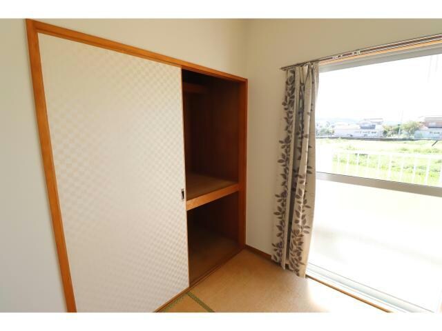 ガーデンハイツ松岡の物件内観写真