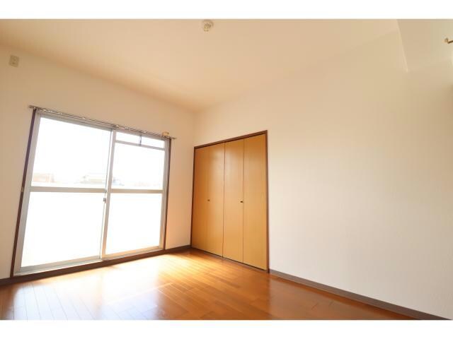 ガーデンハイツ松岡の物件内観写真