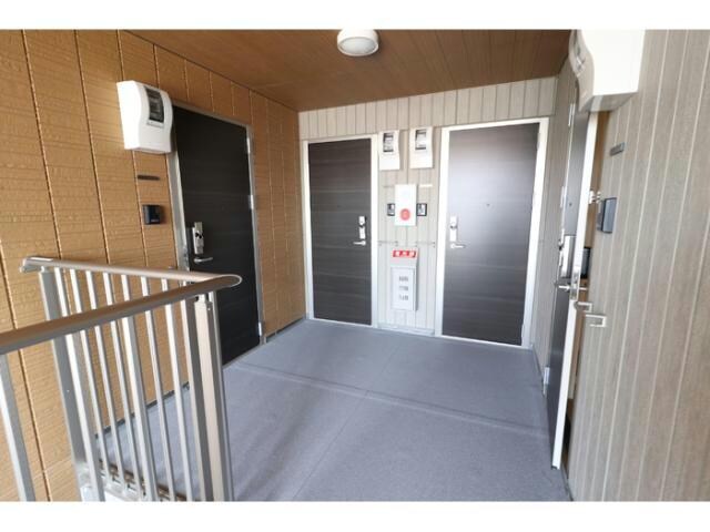 PREMILIFE萩原の物件外観写真