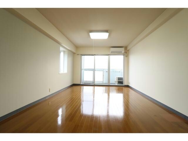 インペリアルKAKUの物件内観写真