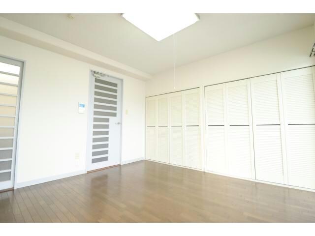 インペリアルKAKUの物件内観写真