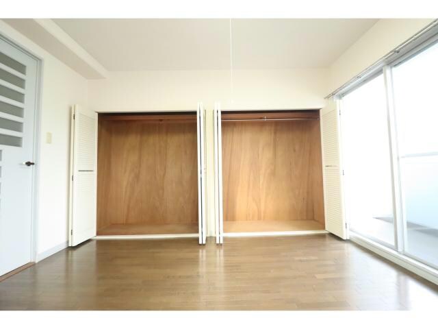 インペリアルKAKUの物件内観写真