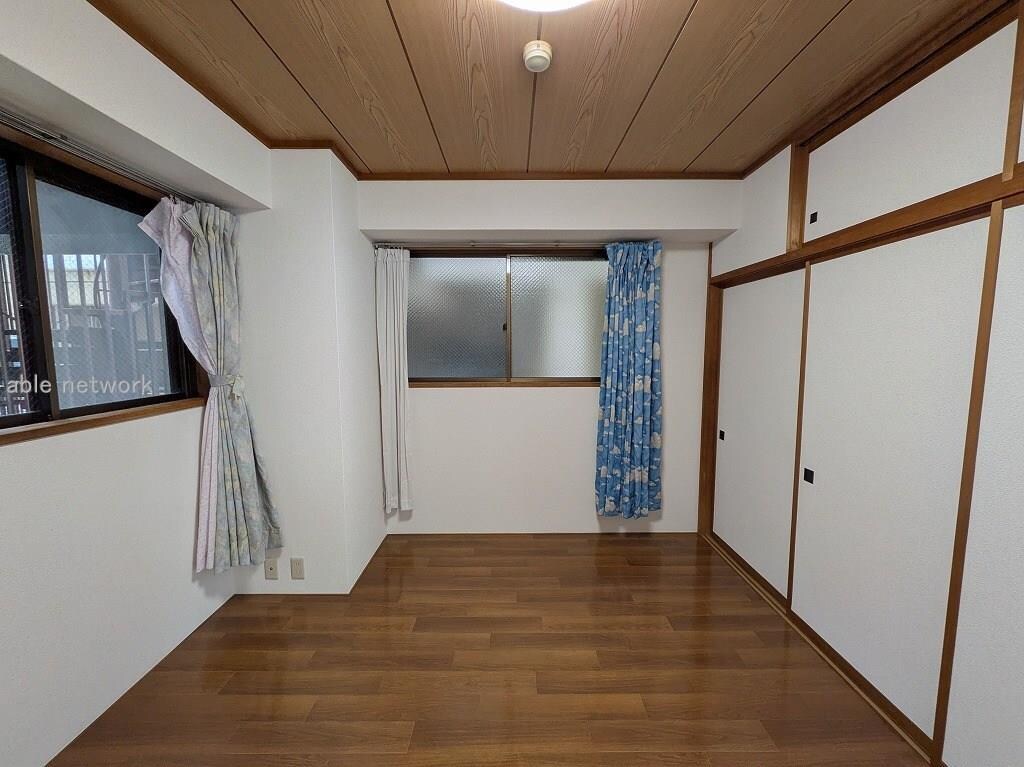 リバティープラザ東大通の物件内観写真