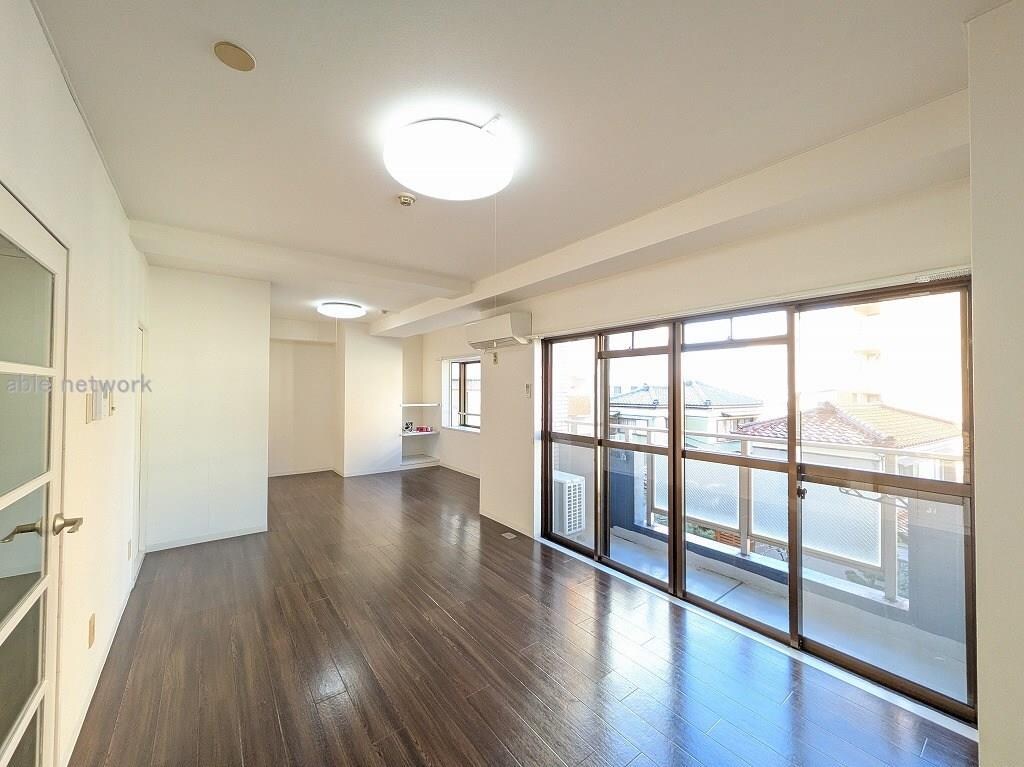 リバティープラザ東大通の物件内観写真