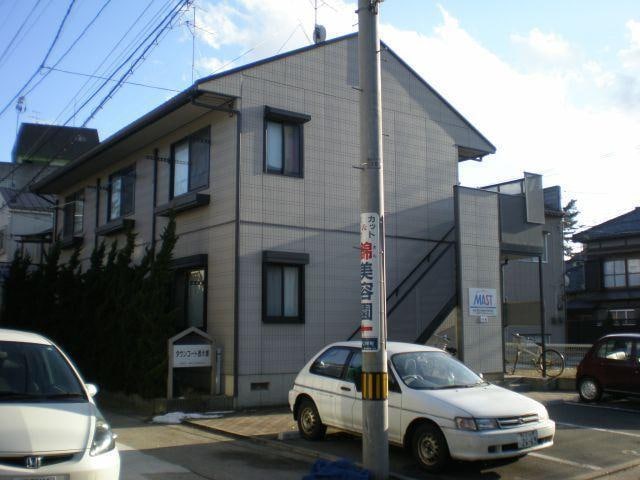 タウンコート西大畑の物件外観写真