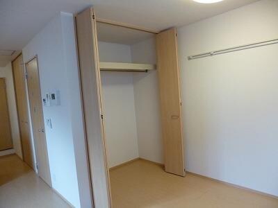 カーサ・カラーラの物件内観写真