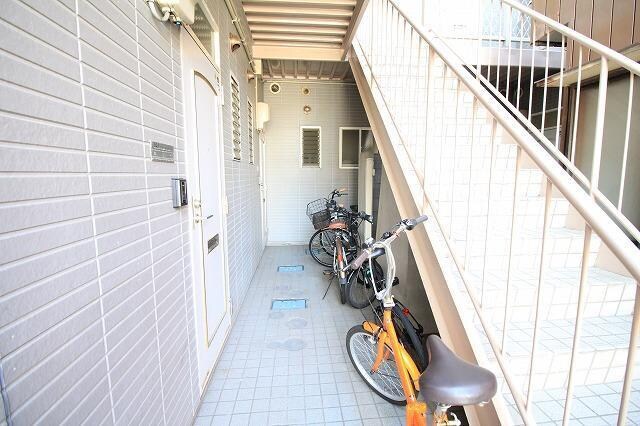 フレンド沼垂Ｂ棟の物件外観写真