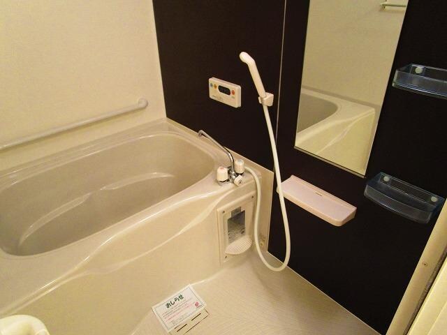 ローレルガーデン白山の物件内観写真