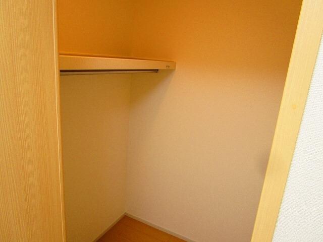 ローレルガーデン白山の物件内観写真