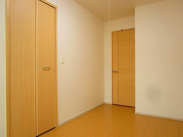 ローレルガーデン白山の物件内観写真