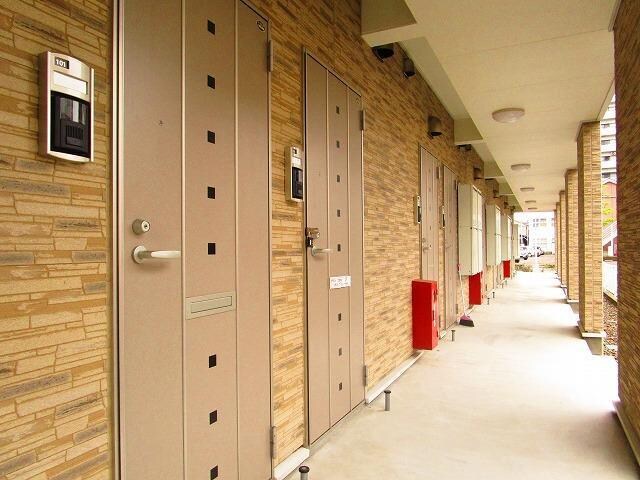 ローレルガーデン白山の物件外観写真