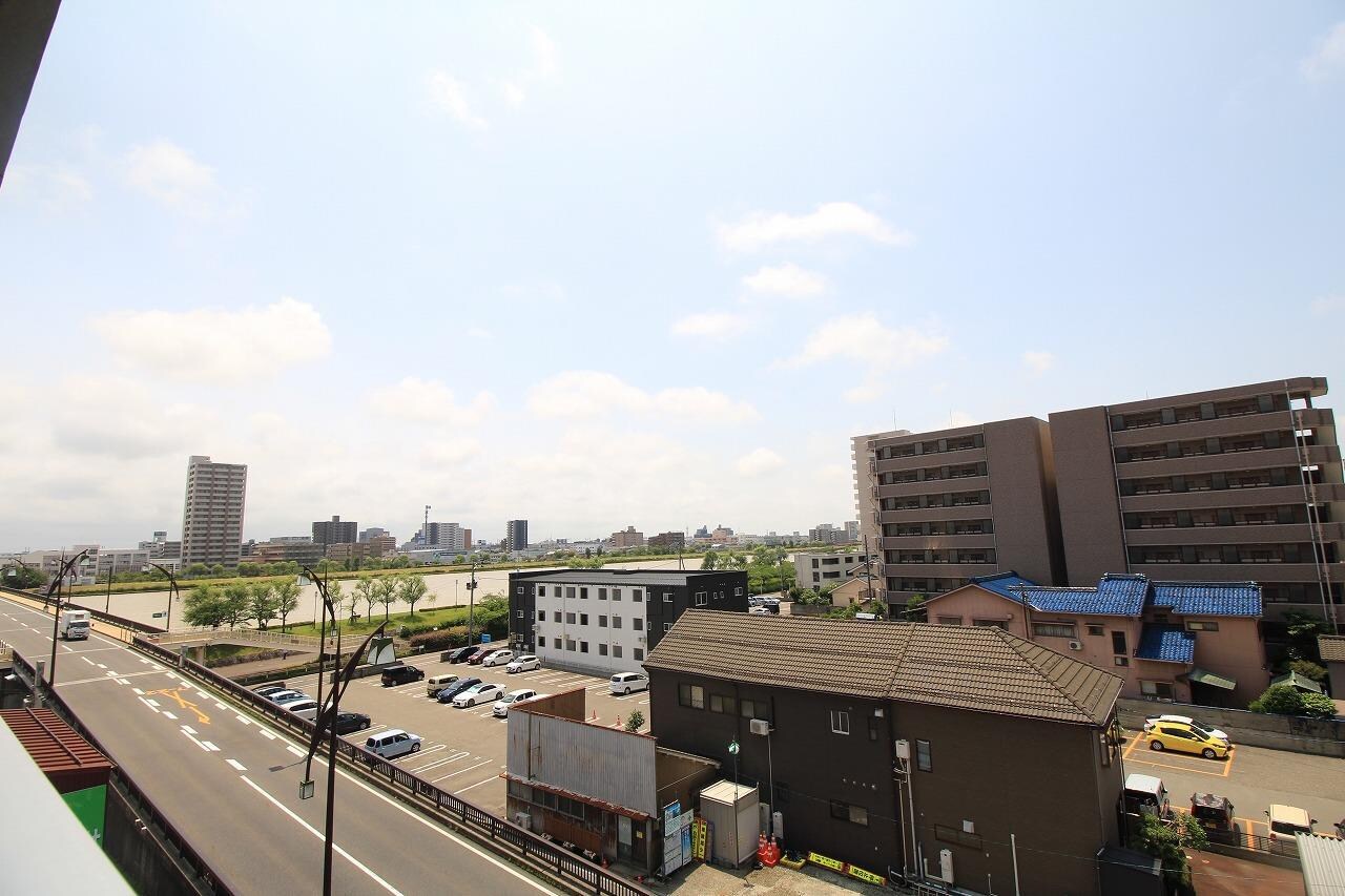 オクト川端町の物件内観写真