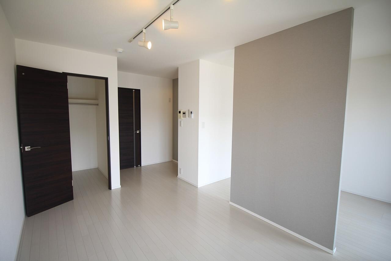 オクト川端町の物件内観写真