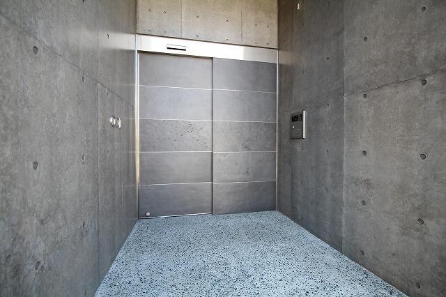 オクト川端町の物件外観写真