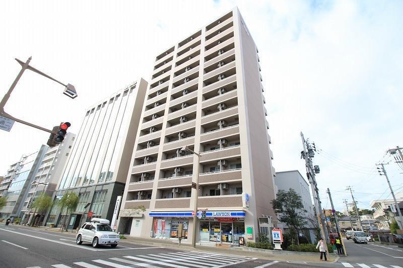 グレイスハイツ東中通タワーの物件外観写真