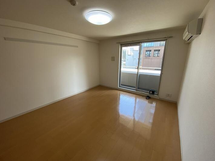 グレイスハイツ東中通タワーの物件内観写真