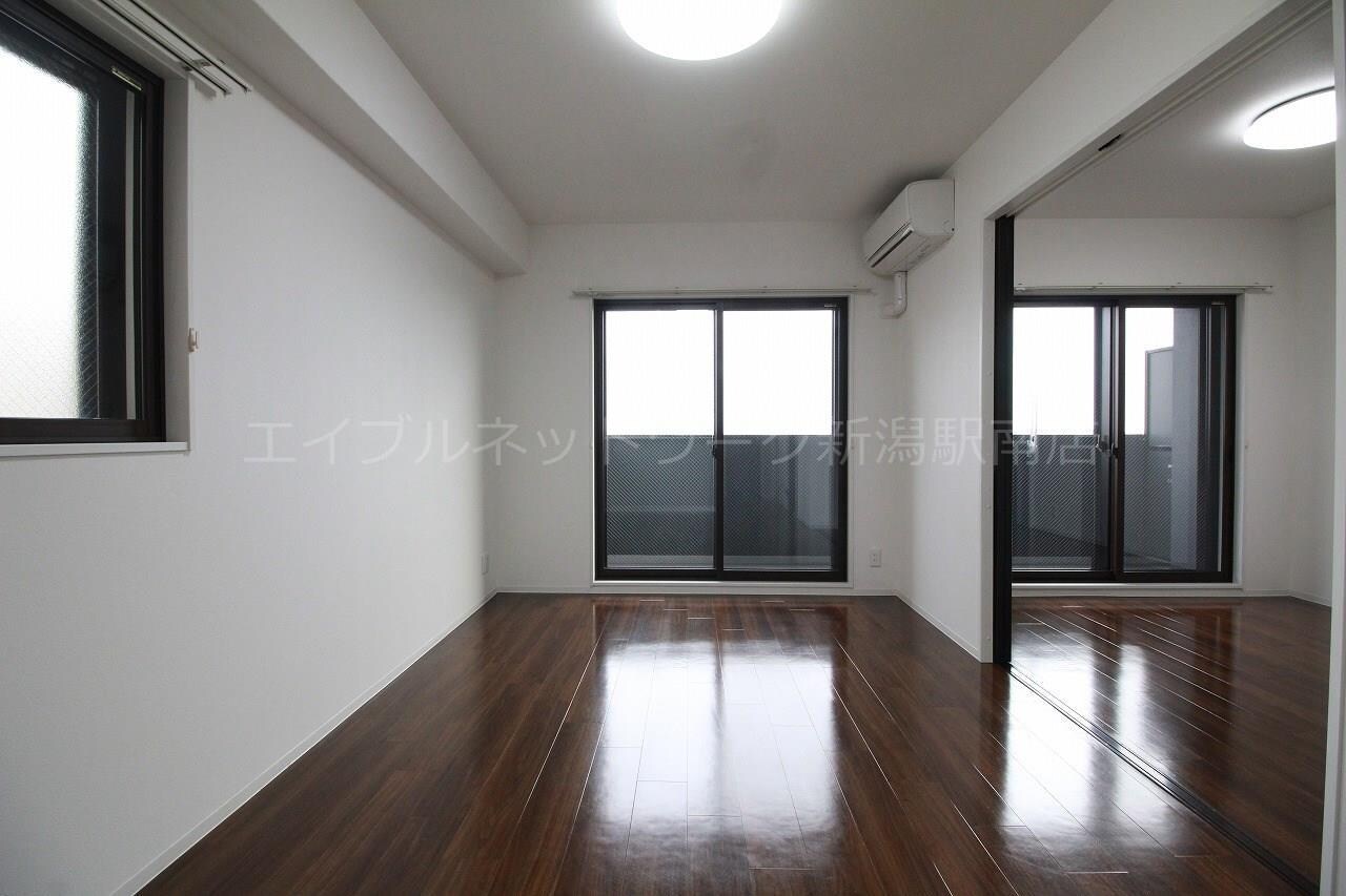 スぺリアージュタワーの物件内観写真