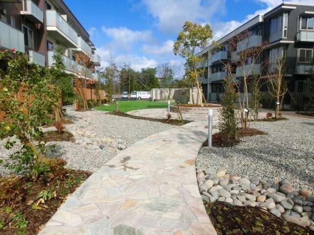 マストタウン上所の物件外観写真