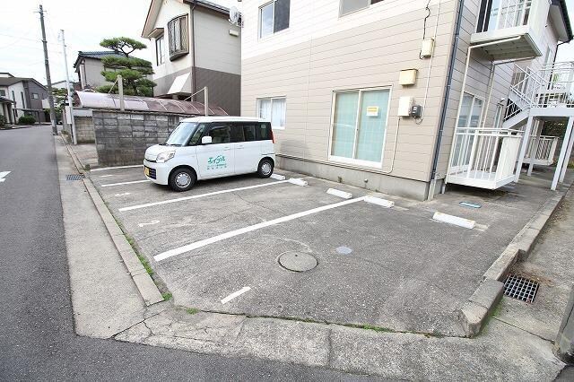 シークレインの物件外観写真