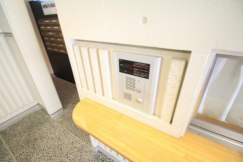 ヴィラ東中通の物件外観写真