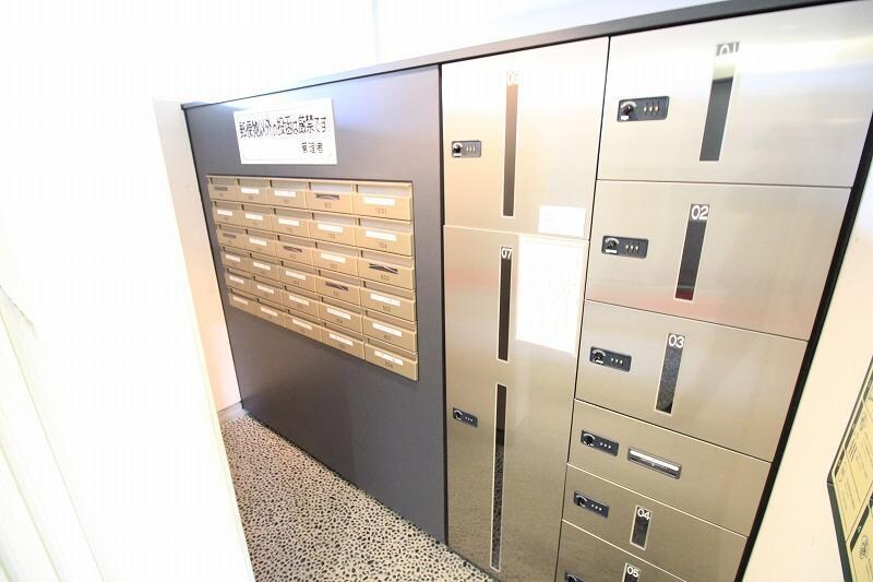 ヴィラ東中通の物件外観写真