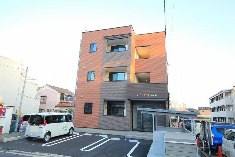 メゾンＴ・Ｓ学校町の物件外観写真