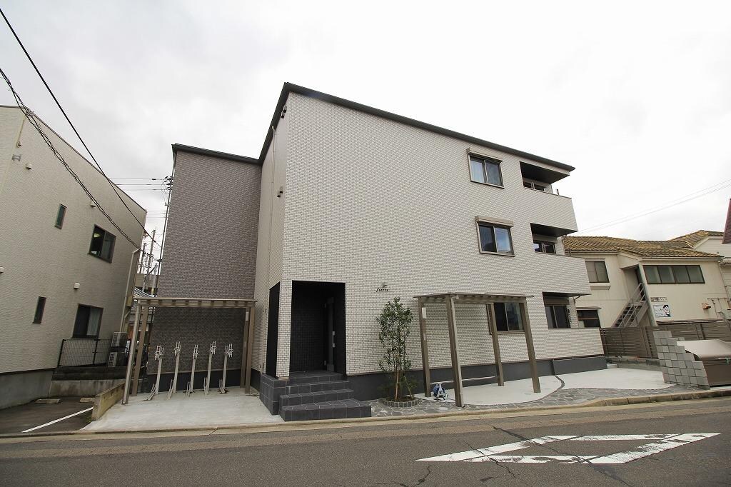 fierte（フィエルテ）の物件外観写真