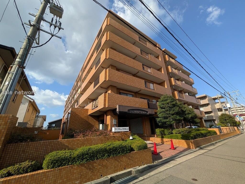 ダイアパレス女池上山602の物件外観写真