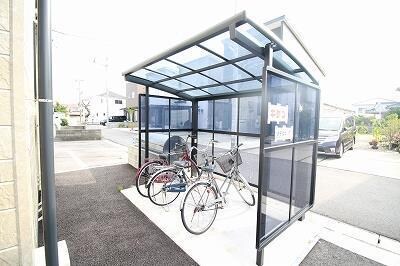 イーストスターの物件外観写真