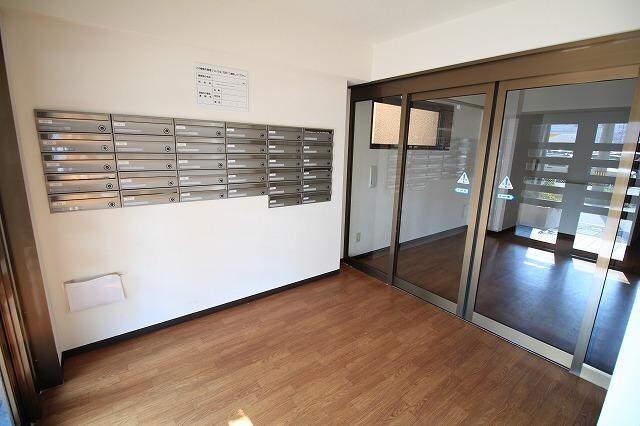 マンションアスカの物件外観写真