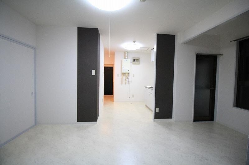 リバティープラザ東大通の物件内観写真