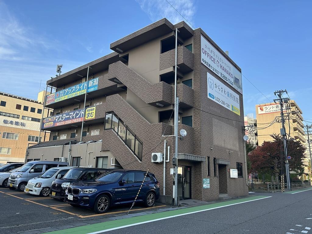 メゾン・ド・ソレイユの物件外観写真