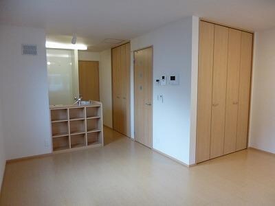 カーサ・カラーラの物件内観写真