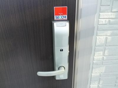 カーサ・カラーラの物件外観写真