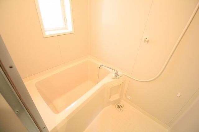 フレンド沼垂Ｂ棟の物件内観写真