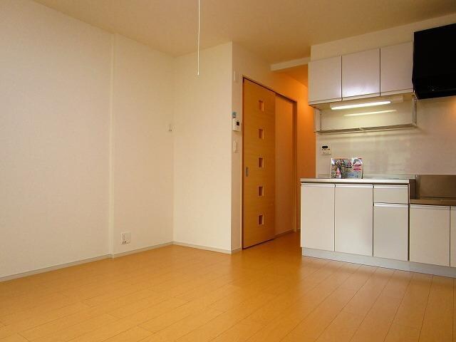 ローレルガーデン白山の物件内観写真