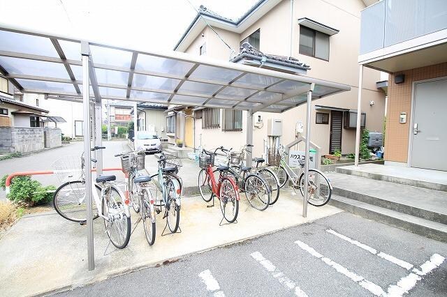 ハウスコスモの物件外観写真