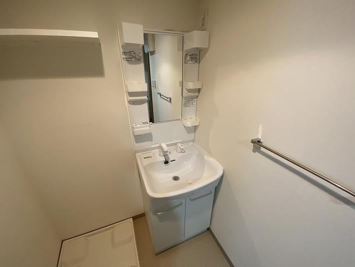 グレイスハイツ東中通タワーの物件内観写真