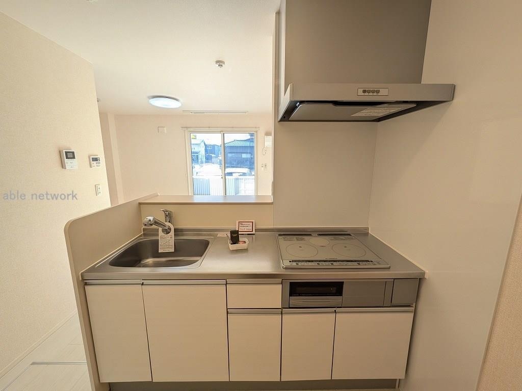 ロイヤルガーデンコート新和Aの物件内観写真