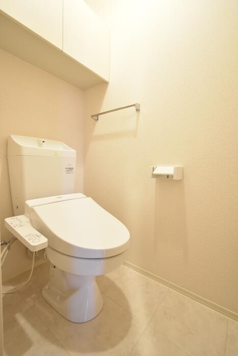 ロイヤルガーデンコート新和Aの物件内観写真