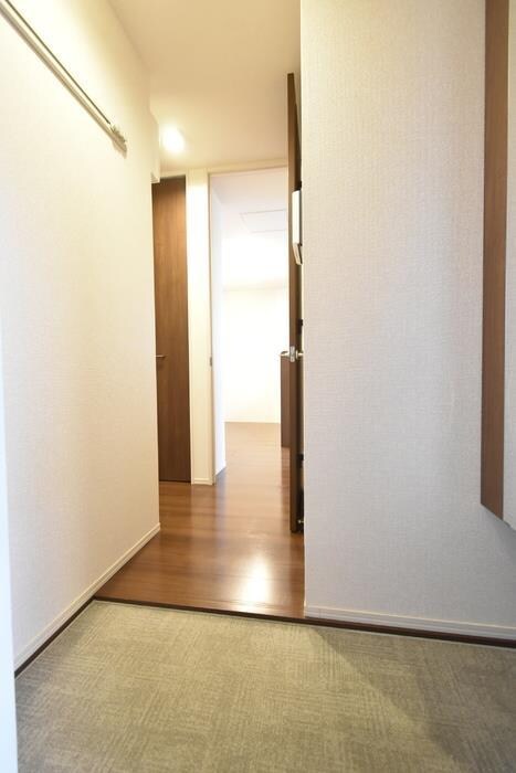 ロイヤルガーデンコート新和Aの物件内観写真