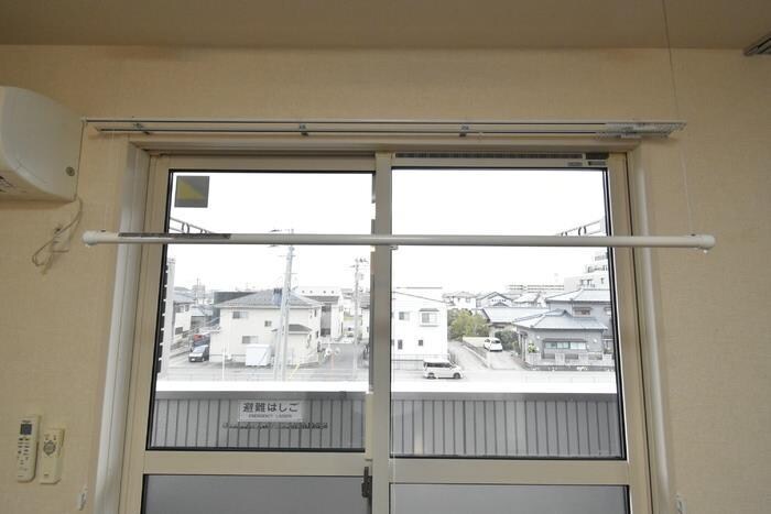 ロイヤルガーデンコート新和Aの物件内観写真