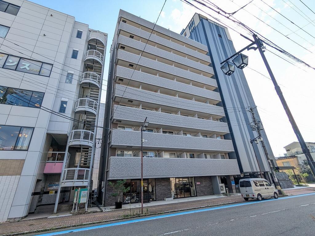 パンウエストリートの物件外観写真