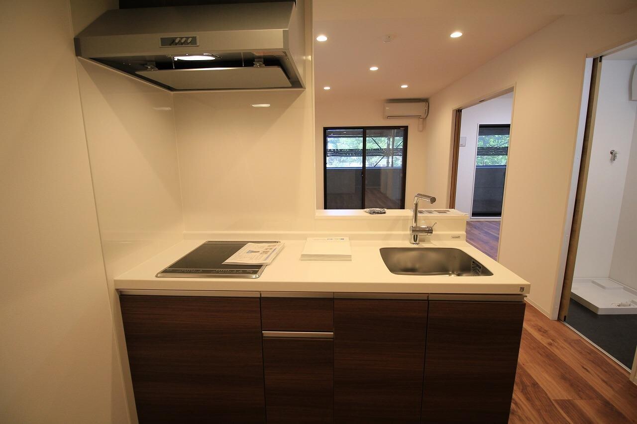 CUES東万代の物件内観写真