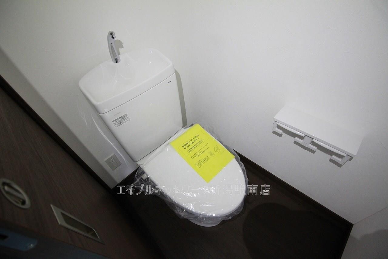 azalea park sasaguchiの物件内観写真